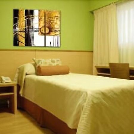 Hotel Presidente Peron Buenos Aires Extérieur photo